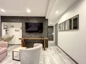 Wellness Getaway – Hot Tub & Sauna - Image 2
