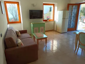 Domus Incantus • Garden & Lake View • Apartment 1 - Image 3