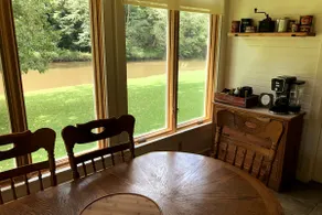 Cabin at Riverview - King bed - Image 3