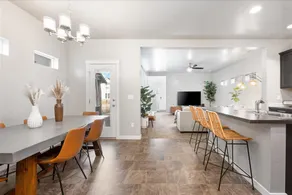 Cute & Cozy Home - Smart TVs, Wifi, Board Games - Image 3