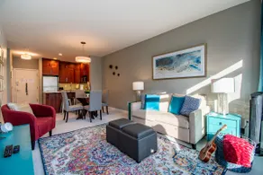 Lovely 1 Bd in Heart of Seattle! - Image 5