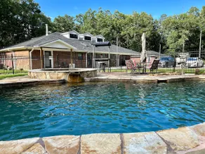 Vacation Farmhouse - Image 4