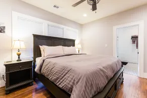 Updated East Dallas Home (Walkable to Lakewood) - Image 5