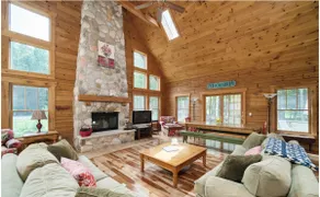 Beautiful Log Lodge Retreat near Beach, Dunes, Golf - Image 5
