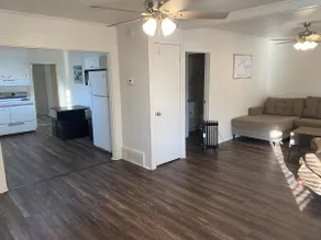 Little Red Lake House - Image 4