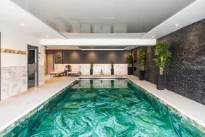 Countryside Granary cottage with access to indoor pool, sauna & steam room - Image 3