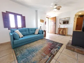 One Bedroom Cottage with private pool and garden - Image 5