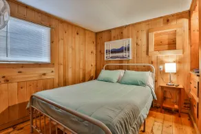 Adorable Cozy Cottage in Laconia - Image 5