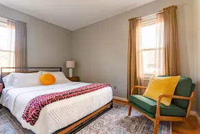 #1 Airbnb. Stylish & Cozy Home Away From Home. - Image 5