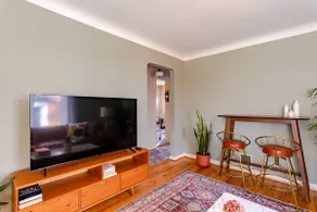 #1 Airbnb. Stylish & Cozy Home Away From Home. - Image 3