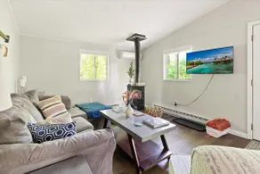 Pocono Cottage | Fireplace | Pet-Friendly | W/D - Image 5