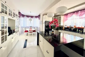 Luxury Villa - JessApart Walendia - Image 2