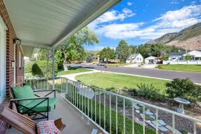 Fantastic Location | Mountain Peaks and Patios - Image 3