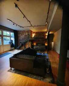 Industrial loft with private sauna - Image 5