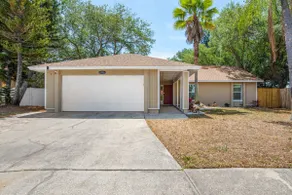 4BR Heated Pool Relaxation Home / Airport / Beach - Image 3