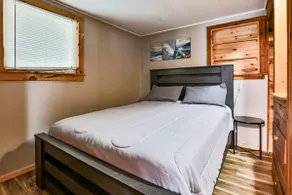 Beautiful & Cozy Cottage in Laconia - Image 2