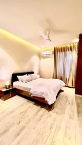 3 Bed Royal - Image 4