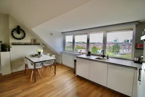 Beautiful penthouse near Rai and centre - Image 3
