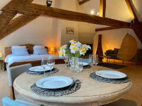 Romantic Loft, historic farmhouse, Sauna, Nature walks - Image 2