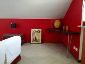 Charming Modern Two-Room Apartment 60 sqm - Image 4