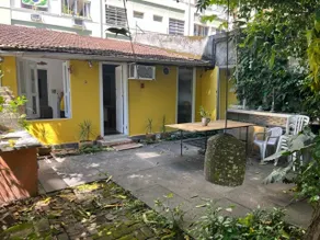 Adorable 1-bedroom backyard Guesthouse - Image 3