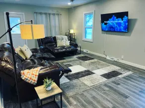 Cozy Coyote Den - Image 4