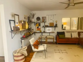 Bohemian Dream near downtown - Image 2