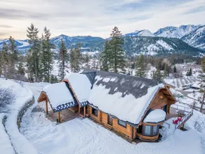 Luxury Mountain Lodge. Unrivaled Views. Chef’s Kitchen. Family Play Spaces. - Image 2