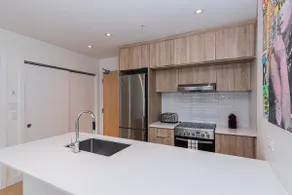 Cozy One Bedroom Condo - Image 2