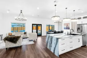 Luxury Residence with an Exclusive Private Pool - Image 2