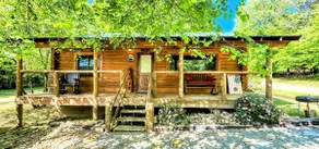 Music Mountain Retreat Cabin B - Image 2