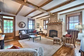 A cozy, beautifully renovated 1829 farmhouse - Image 2