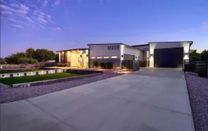 Luxury Modern Home + Guest House - Image 4