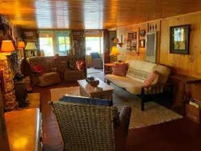 Traditional charm on Molasses Pond - Image 3