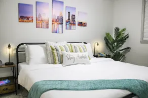 Cozy Retreat • King Bed & Coffee Bar by Downtown! - Image 2