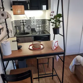 Lyon Montchat Villeurbanne Air-conditioned studio and parking - Image 2