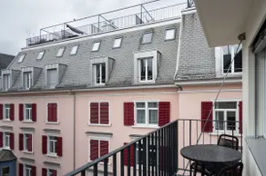 Numa | M Studio w/ Kitchen & Balcony - Image 2