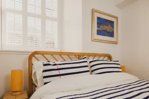 Fifies - Your Seaside Bolthole - Image 4