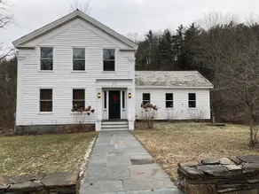 Reid House on the falls - Image 2