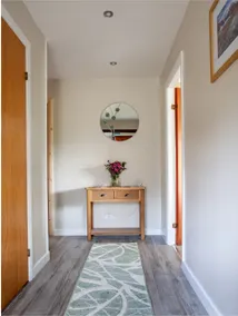 Fabulous 3-bedroom bungalow with stunning view of the Holy Loch. - Image 4