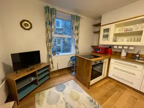 Flat 2, Ty Newydd - Image 5