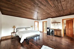Nature-Filled Family Farm Retreat Near Ann Arbor - Image 2