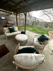 Cozy home w/outdoor area+firepit - Image 4