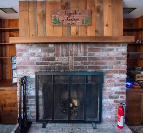 Lynch's Lodge - Your White Mountain Escape - Image 5