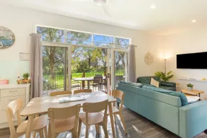 Isla Villa, Ramada Resort, Cowes, Phillip Island. - Image 5