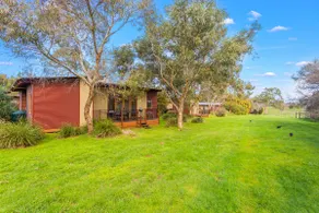 Isla Villa, Ramada Resort, Cowes, Phillip Island. - Image 2