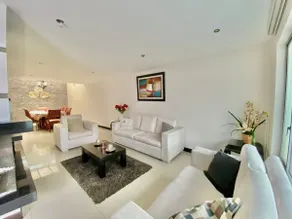 Modern Minimalist House Ibarra - Image 5
