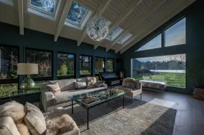Waterfront oasis in heart of Berkshires - Image 2