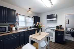 King of Country Comfort: 2BR/1BA Getaway - Image 4