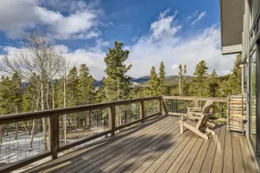 Peaceful Mountain Chalet with gorgeous views! - Image 4